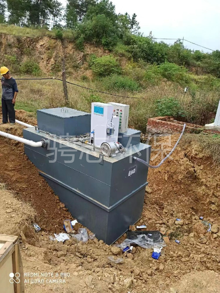 一體化污水處理設備施工現場